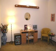 Hotel Hastal - Main Room